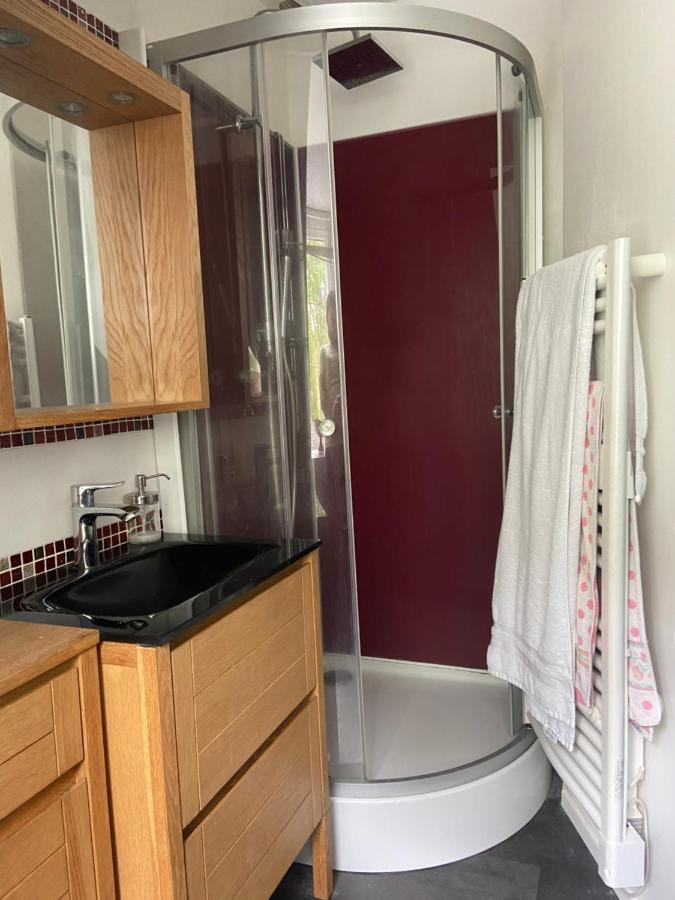 Chambre Double Avec Salle De Bains Privee Quintin Esterno foto